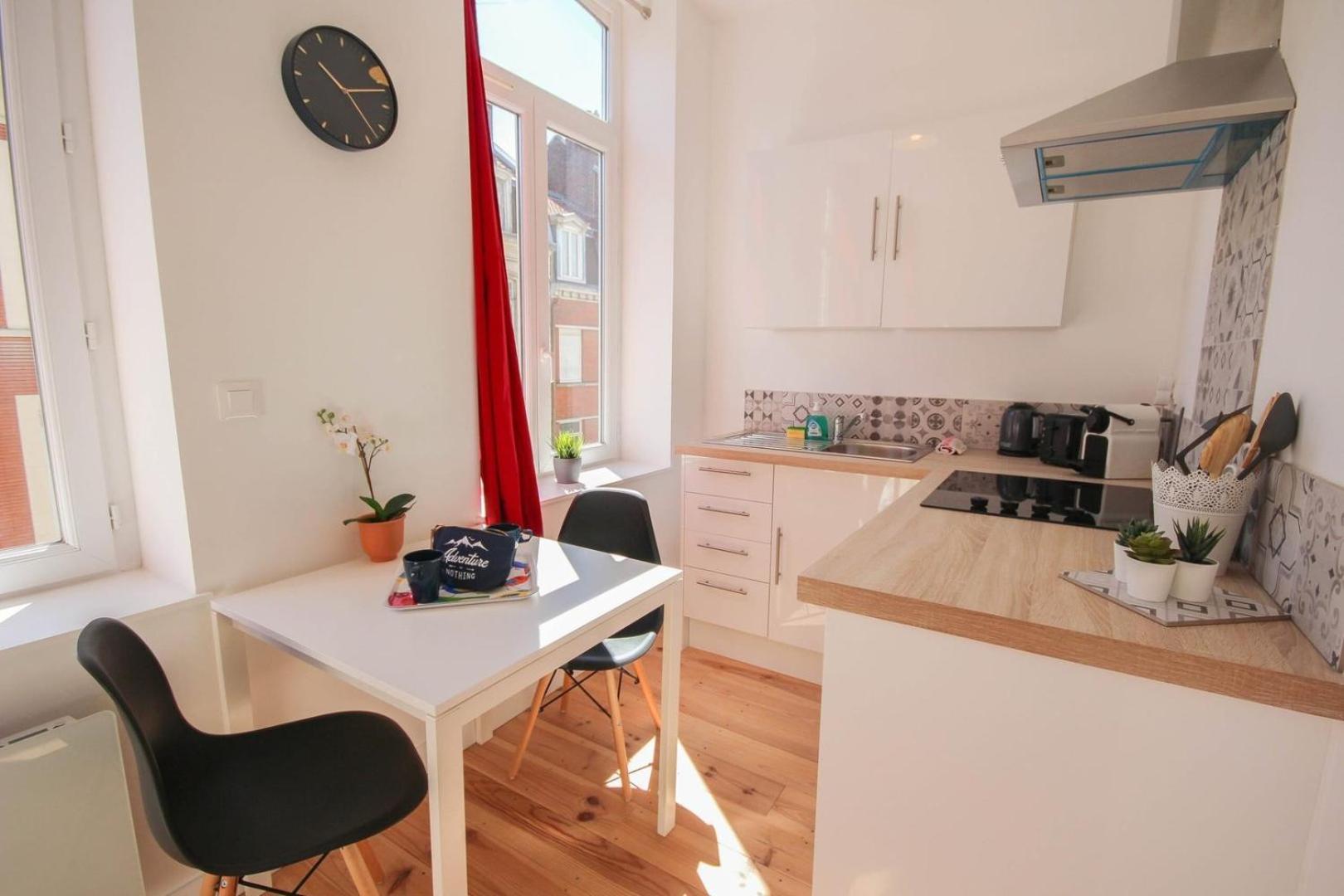 Lille Centre- Nice And Bright Equipped Studio Exterior foto